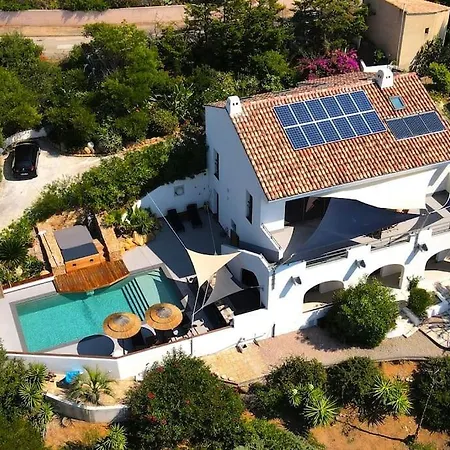 Villa D'architecte, Piscine Et Jacuzzi, A Quelques Metres De La